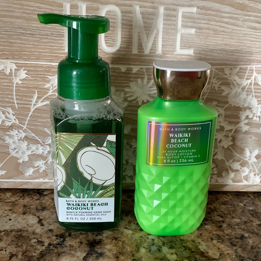 Waikiki Beach Coconut/FoamSoap/Lotion🥥